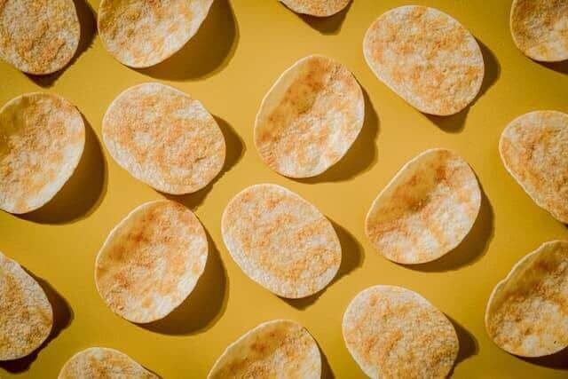 Hoeveel Pringles zitten er in een blikje?